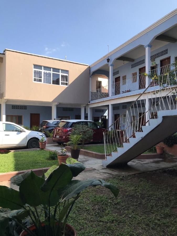Hotel Izala San Pedro Pochutla Eksteriør bilde